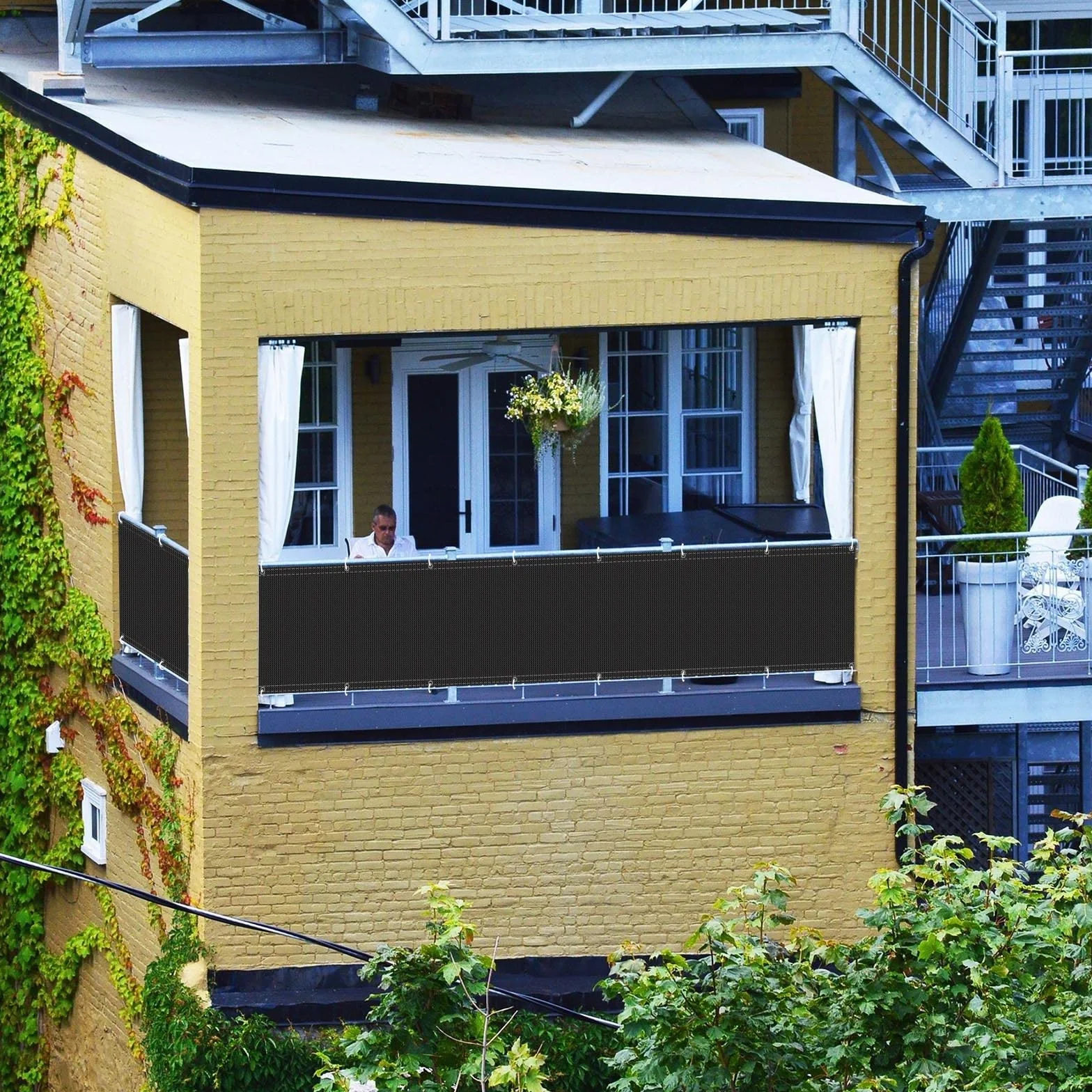 Mat na balkon 90 x 850 cm czarna ochrona przed wiatrem