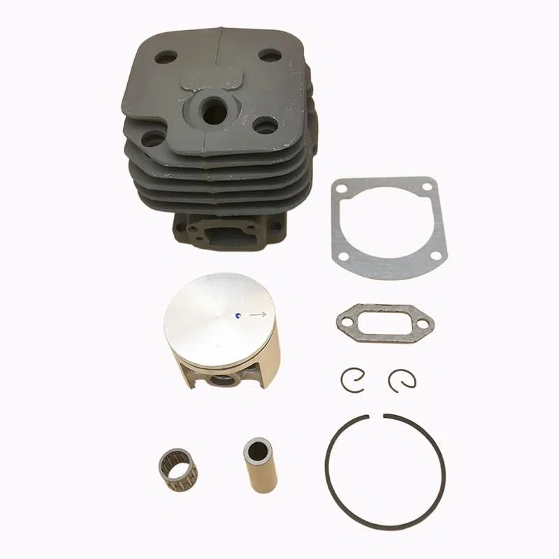 Części ogrodowe 48mm 50mm 52MM zestaw tłoków cylindrów dla HUSQVARNA 61 268 272 272K 272XP benzynowy silnik piły łańcuchowej części silnika 503758172 Бензопила Części ogrodowe (Color : HUS268 50MM)