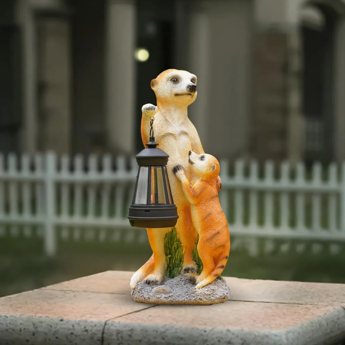 Figurka Surykatki Kolekcjonerska Figurka Dekoracja Ogrodowa | Matka i Surykatki Rzeźba z Lampą Solarną Dekoracja Zwierzęca na Balkon Taras Ganek Podwórko Trawnik Ścieżkę Ozdoba na