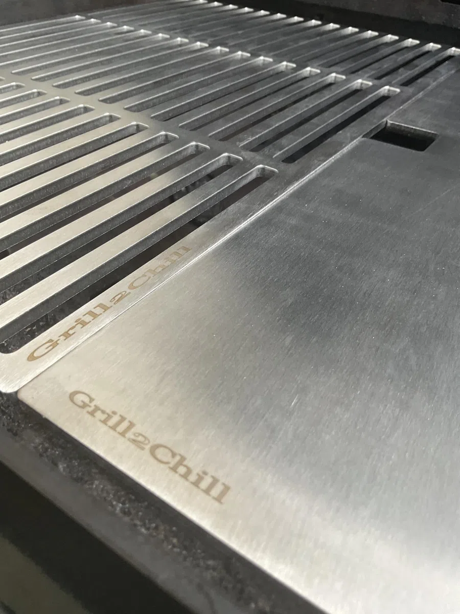 Ruszt do grillowania + płyta grillowa Plancha stal szlachetna V2A 1.4301 pasuje do Grills Kingstone 3000 Beast Black Edition 3500 Beast Black Edition