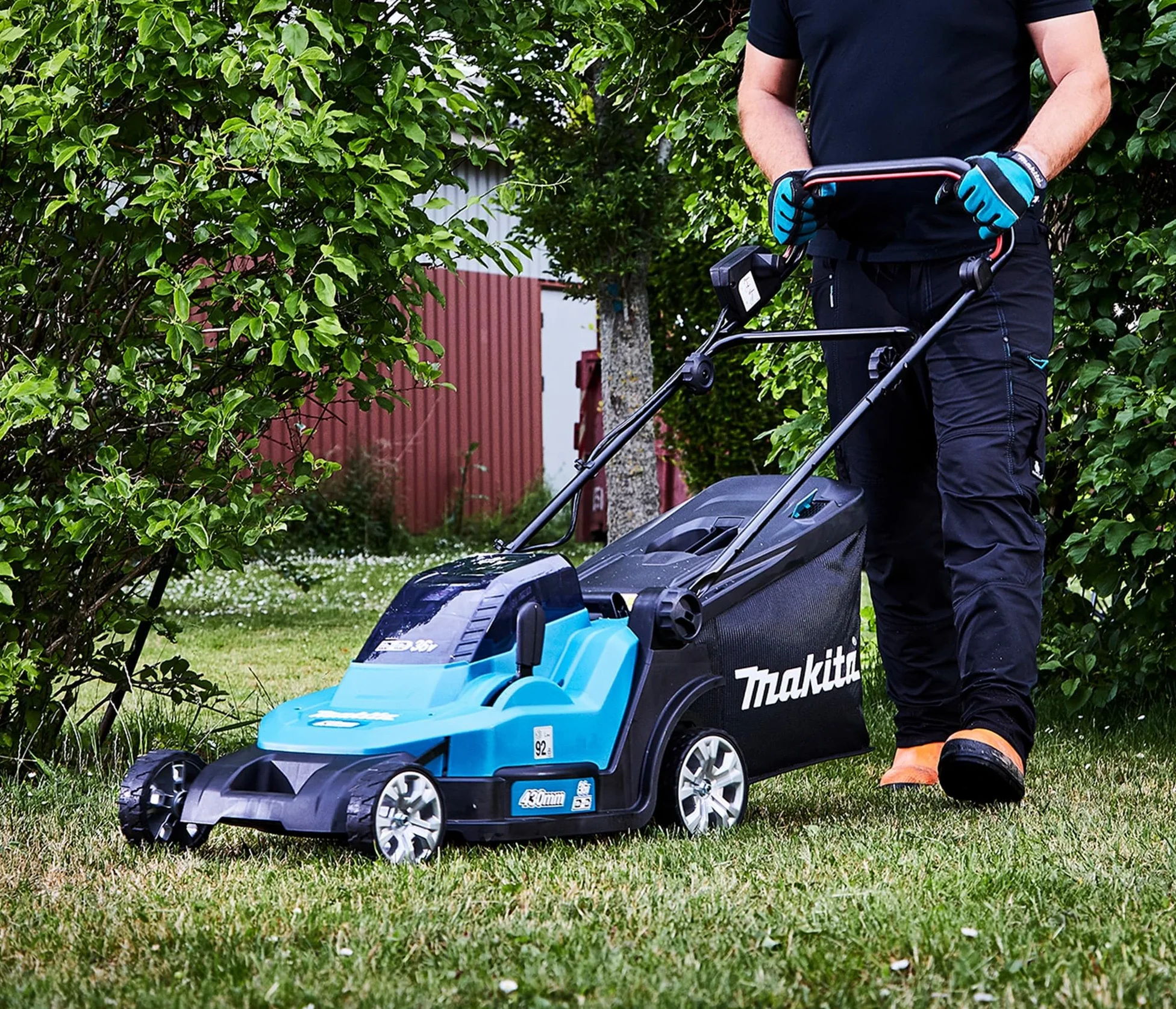 Makita Twin Kosiarka 950 m²
