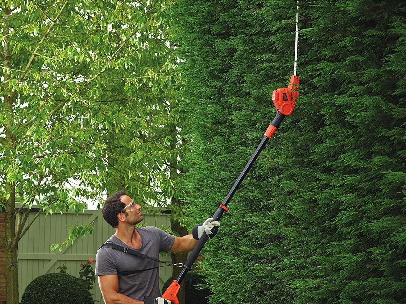 BLACK+DECKER, Sieciowe nożyce do żywopłotu na trzonku, moc 550 W, nóż 51 cm, grubość cięcia 22 mm, PH5551