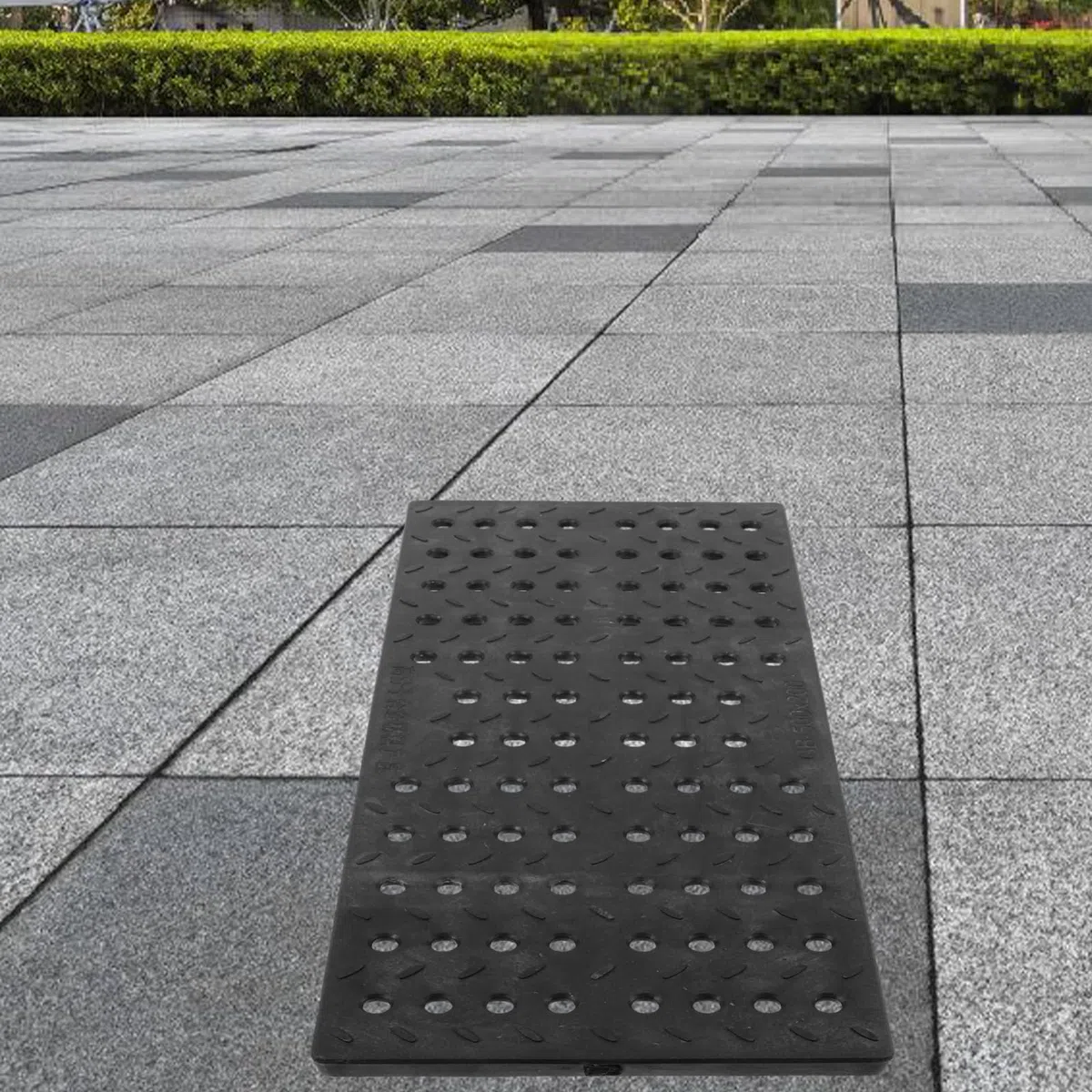 Zewnętrzna plastikowa osłona odpływowa wykopu 200 x 500 mm - wymienna kratka do kuchni i pieszych Wytrzymałe akcesoria kanalizacyjne do restauracji i rozwiązań drenażowych miejskich