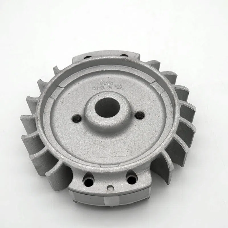 Części ogrodowe Metalowe koło zamachowe pasuje do HUS 61 268 268XP 272 272XP 268K wymiana części do pił łańcuchowych ogrodowe narzędzia do pił łańcuchowych części #503 51 15 03 Części ogrodowe