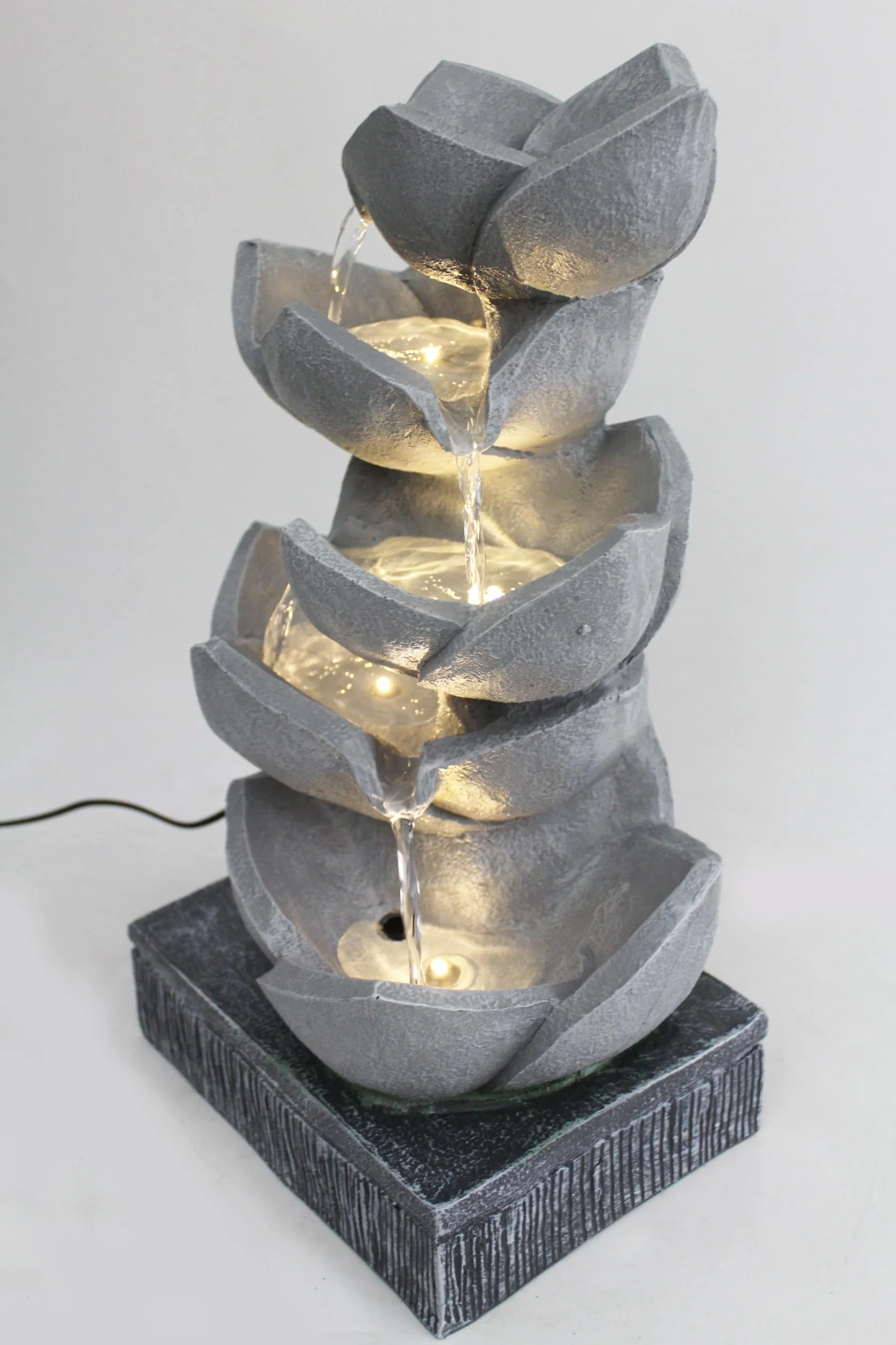 Fontanna BK901 z oświetleniem LED, fontanna ogrodowa, rzeźba, figurka ogrodowa, gra wodna, 47 cm, kaskada, fontanna pokojowa, dekoracja ogrodowa