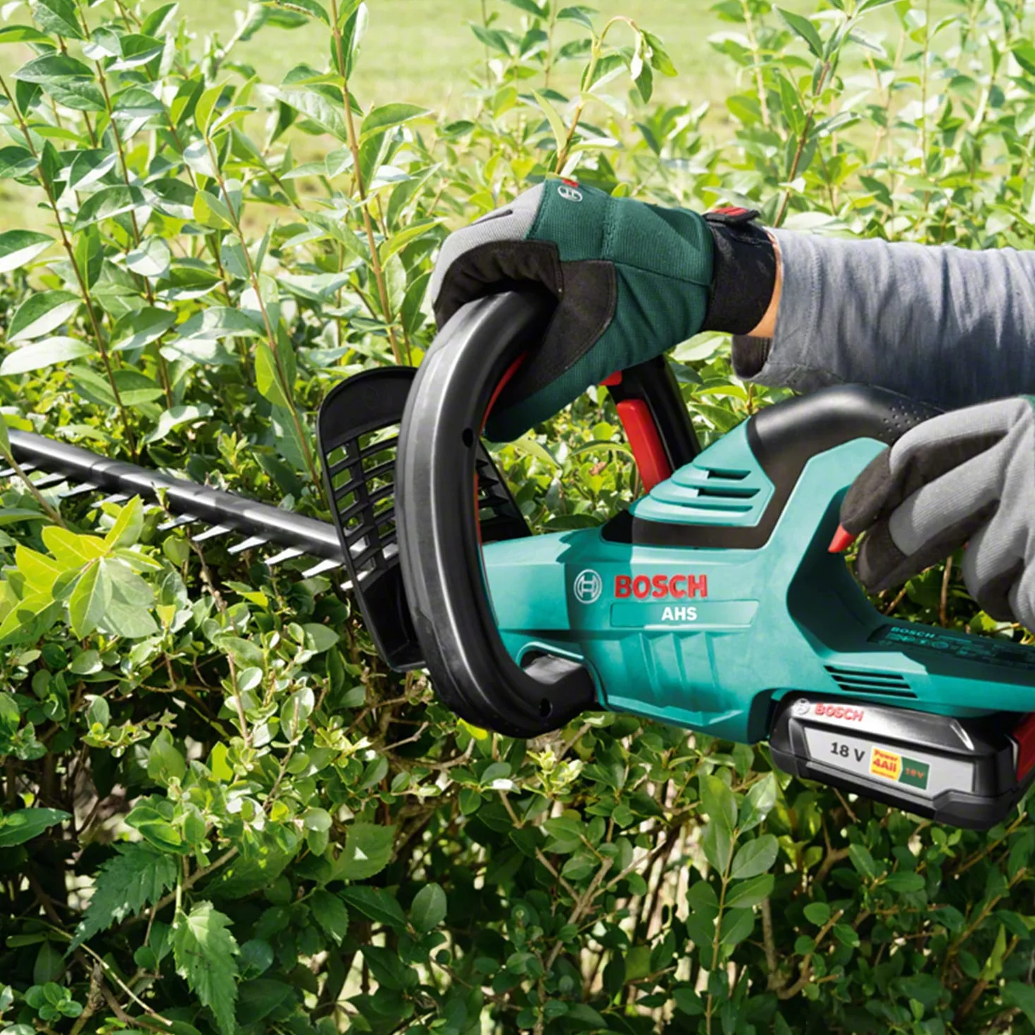 Bosch Sekator akumulatorowy AHS 50-20 LI (1 x akumulator, system 18 V, długość skoku: 20 mm, w kartonie)