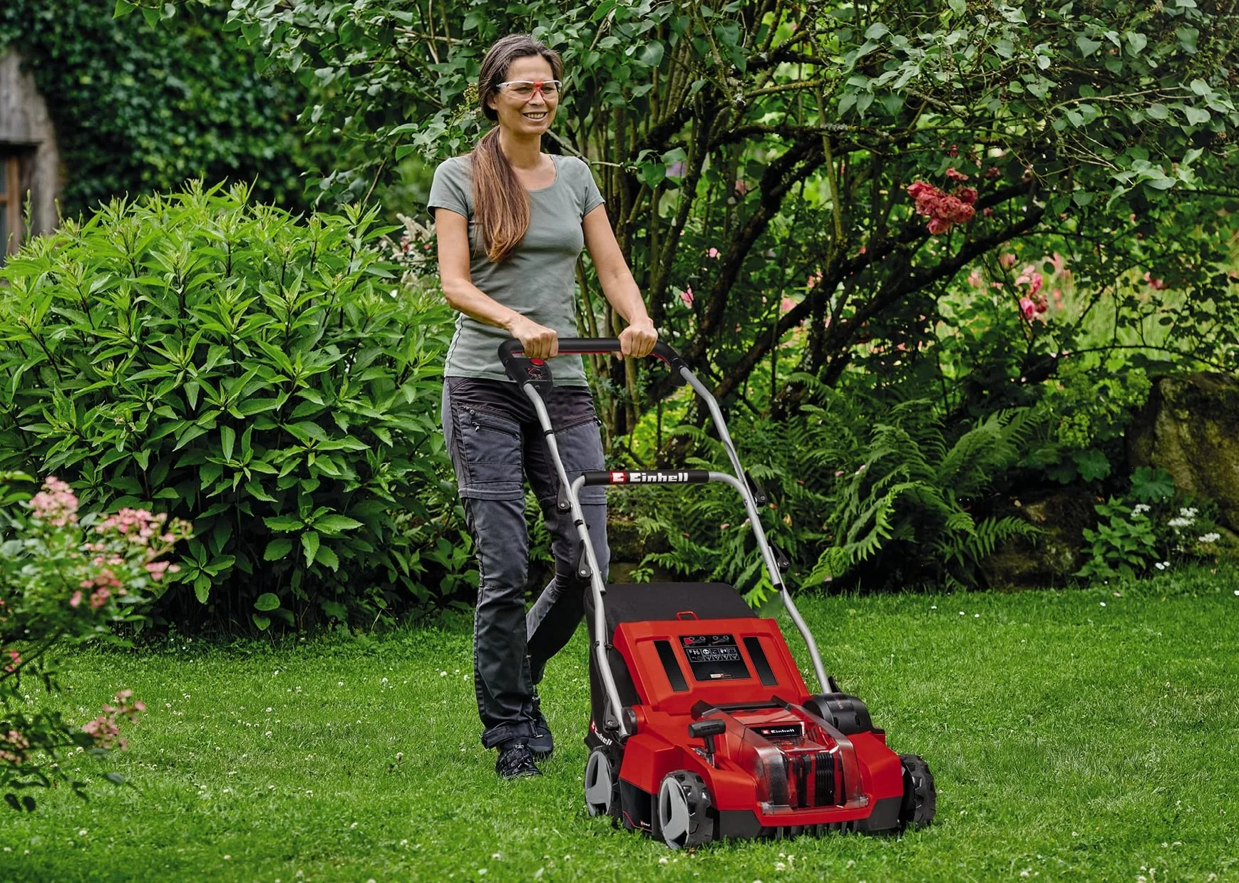 Einhell Ak. wertykulator-napowietrzacz GE-SA 36/35 Li-Solo Power X-Change (Li-Ion, 36 V, silnik bezszcz., wałek nożowy 35 cm, worek 28 l, reg. głęb. rob., bez akumulatora i ładowarki)