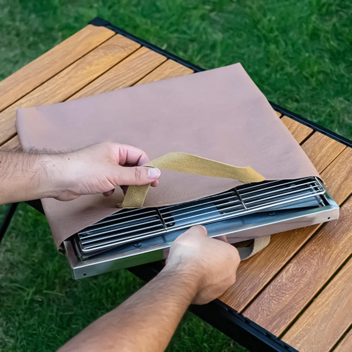 Przenośny grill Chal – Cact Outdoor BBQ for Easy Sto idealny na spotkania towarzyskie, przyjazny dla użytkownika, wszechstronny sprzęt do gotowania na świeżym powietrzu