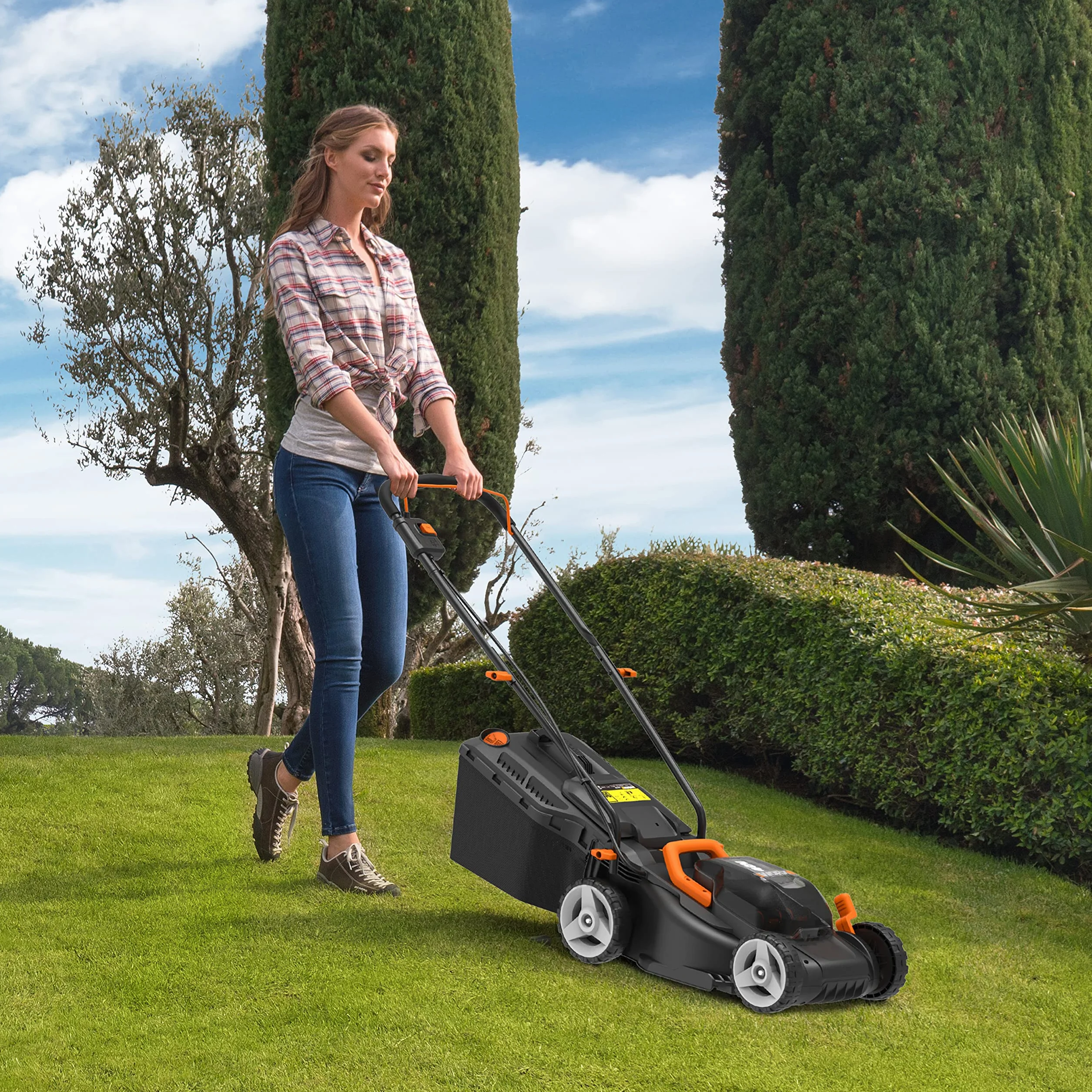 Worx Max Li-Ion Kosiarka 34 cm Czarny