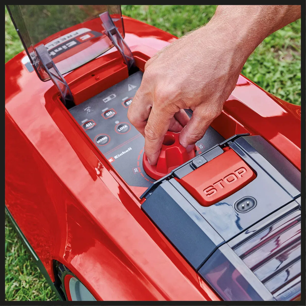 Kosiarka Einhell FREELEXO 300 Solo Power X-Change (Li-Ion, 18 V, 300 m², druga strefa, sprzedawana z urządzeniami montażowymi, ale bez baterii)