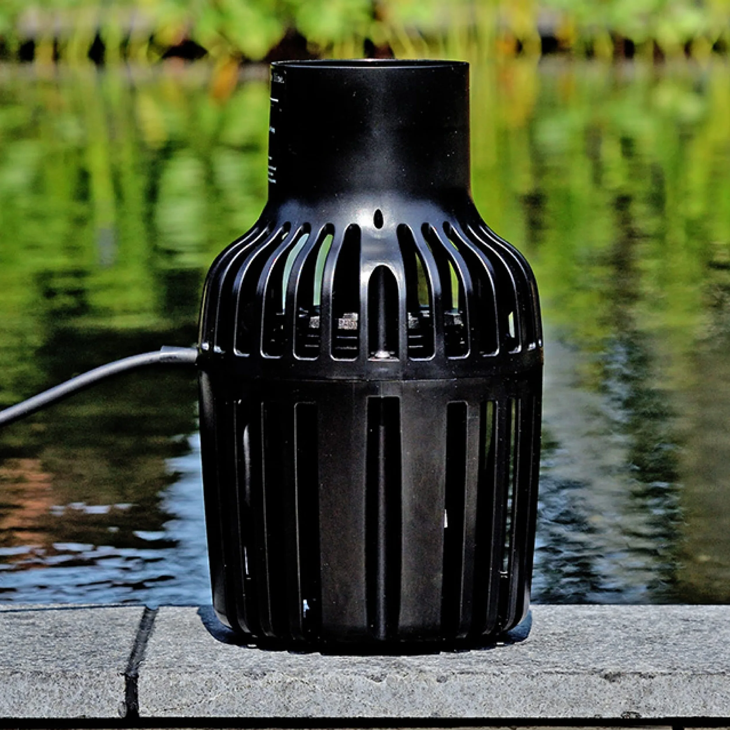 AquaForte Śmigła pompy do stawu, 280 W, maks. przepływ 45 m3 na godzinę, wyjście 110 mm, maks. wysokość tłoczenia 1 metr, bardzo wysoki przepływ, odpowiednie do fontann, wodospadów, cieków wodnych itp