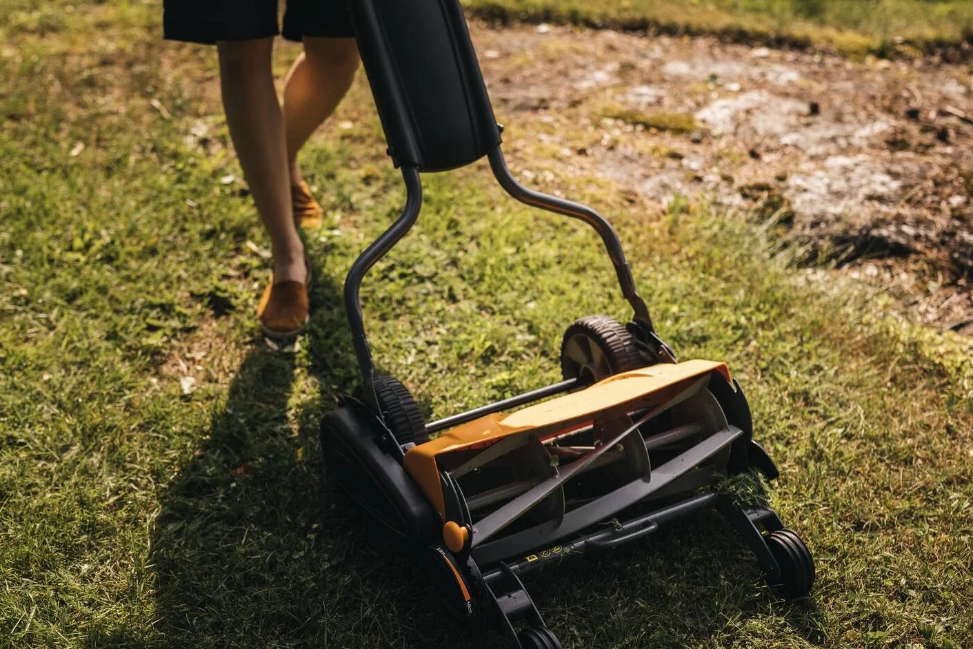 Fiskars Staysharp Kosiarka Bezprzewodowa, Czarny/Pomarańczowy/Srebrny, 46 cm