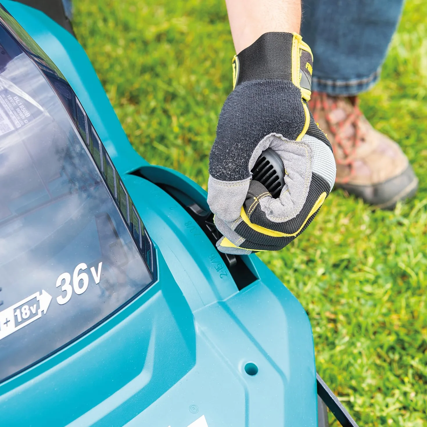 Makita Twin Kosiarka 950 m²