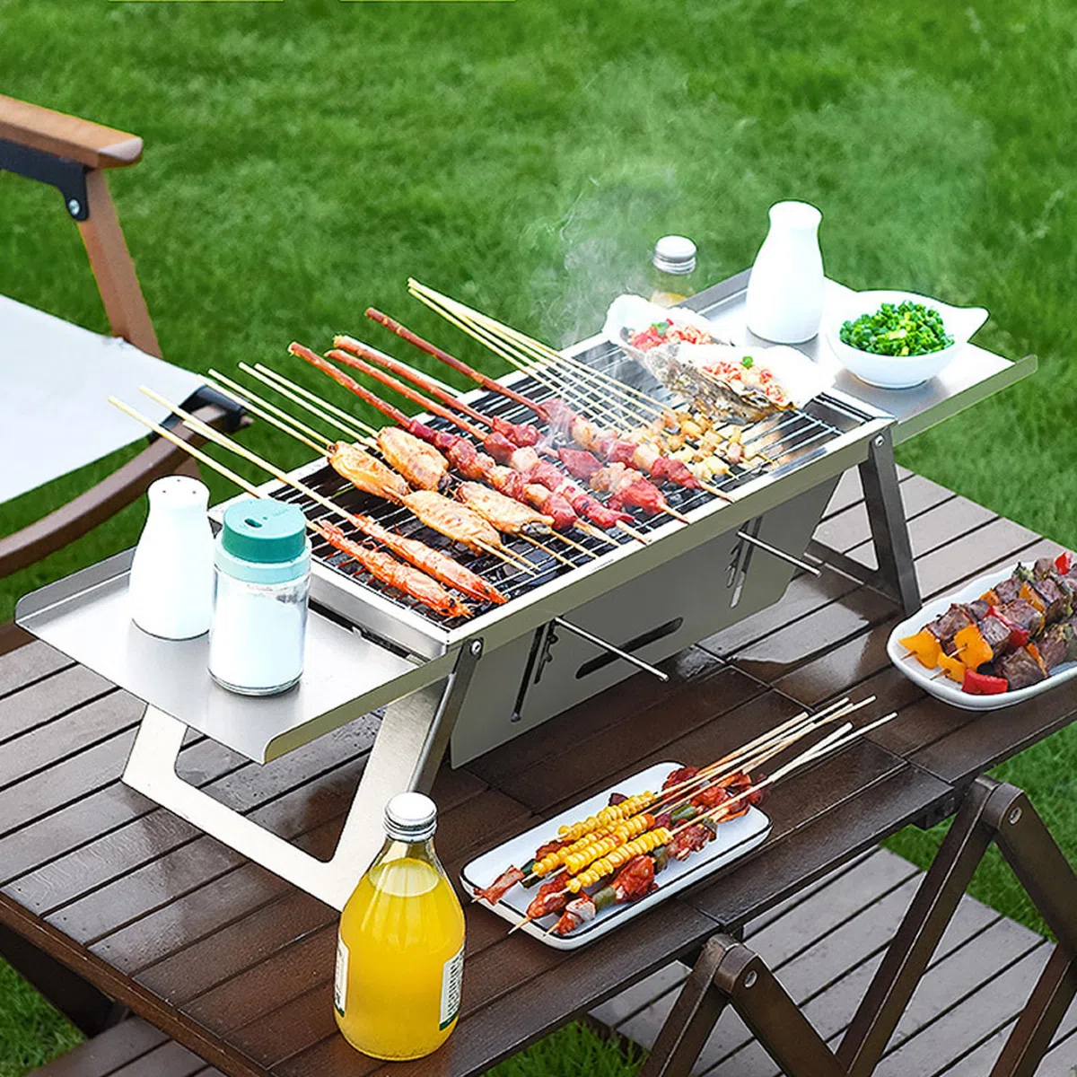 Przenośny grill na węgiel drzewny – mini składany grill ze stali nierdzewnej grill stołowy na kemping, do ogrodu, na taras, idealny sprzęt do gotowania na świeżym powietrzu