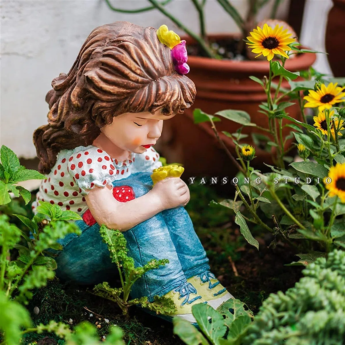 Figurka na zewnątrz patio ozdoba rustykalna siedząca dziewczyna statuetka na balkon ogród ozdoba, 34 cm wysokości