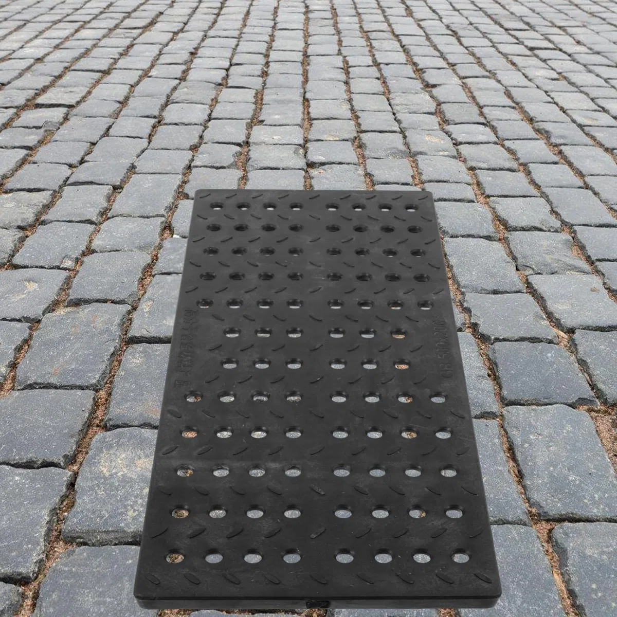 Osłona rusztu odpływowego wykopu zewnętrznego, 200 x 500 mm, plastikowe akcesoria do kanalizacji podjazdu i garażu, wymienna kratka kanałowa do wydajnego zarządzania wodą na zewnątrz