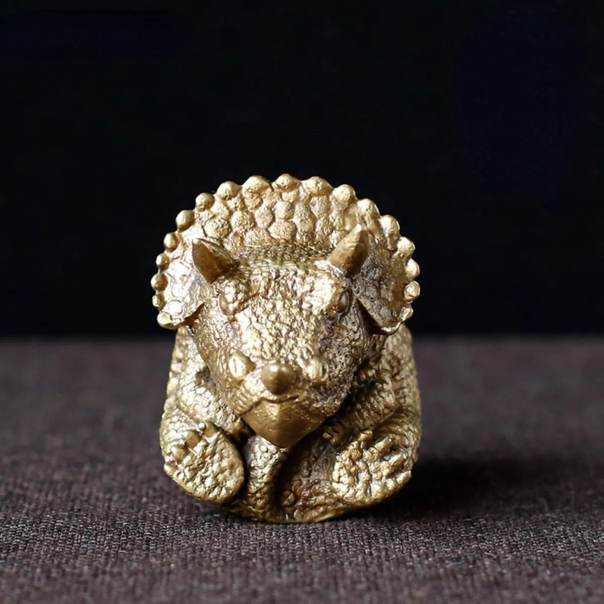 Mosiężne Figurki Dinozaurów Jurajskich, Figurki Triceratopsa, Kolekcja Rzemiosła, Biuro, Gabinet, Dekoracja Na Biurko, Bonsai, Mikrokrajobraz, Stół Z Piaskiem