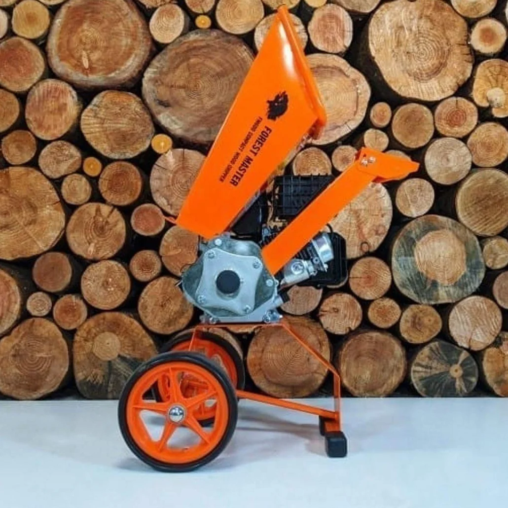 Forest Master FM6DDES Rębak do drewna benzynowy z elektrycznym rozruchem 6 KM, samopodający - lekki i dobrze wyważony - rozdrabnia do 50 mm (2 cale)