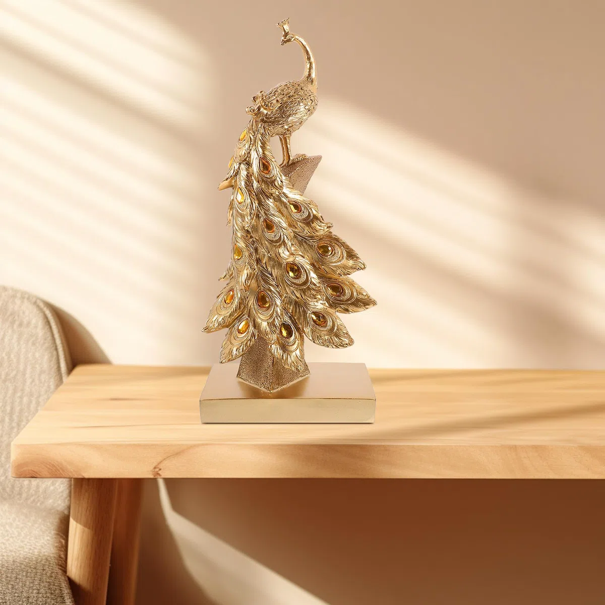 Toyvian Ozdoba Ogrodowa z Żywicy Pawia Mała Statua Trawnik Figurka Dekoracyjna Do Ogrodu i Podwórko Unikalny Design Wszechstronne Zastosowanie