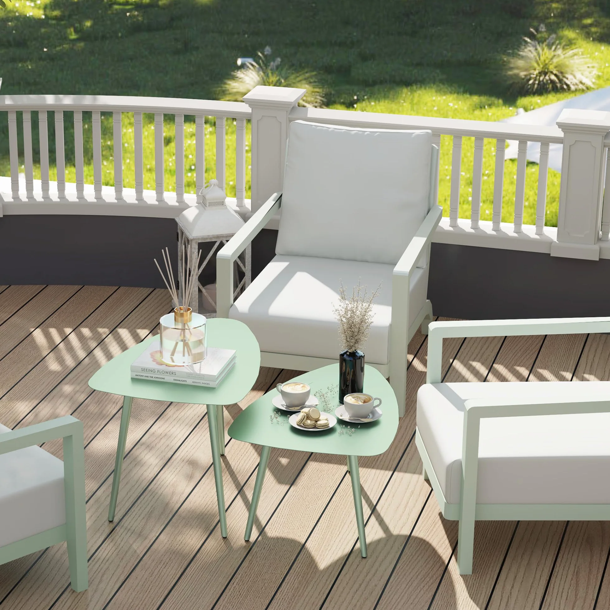Outsunny Zestaw 2 trójkątnych stolików bocznych, stalowa rama, regulowane podkładki, jasnozielony
