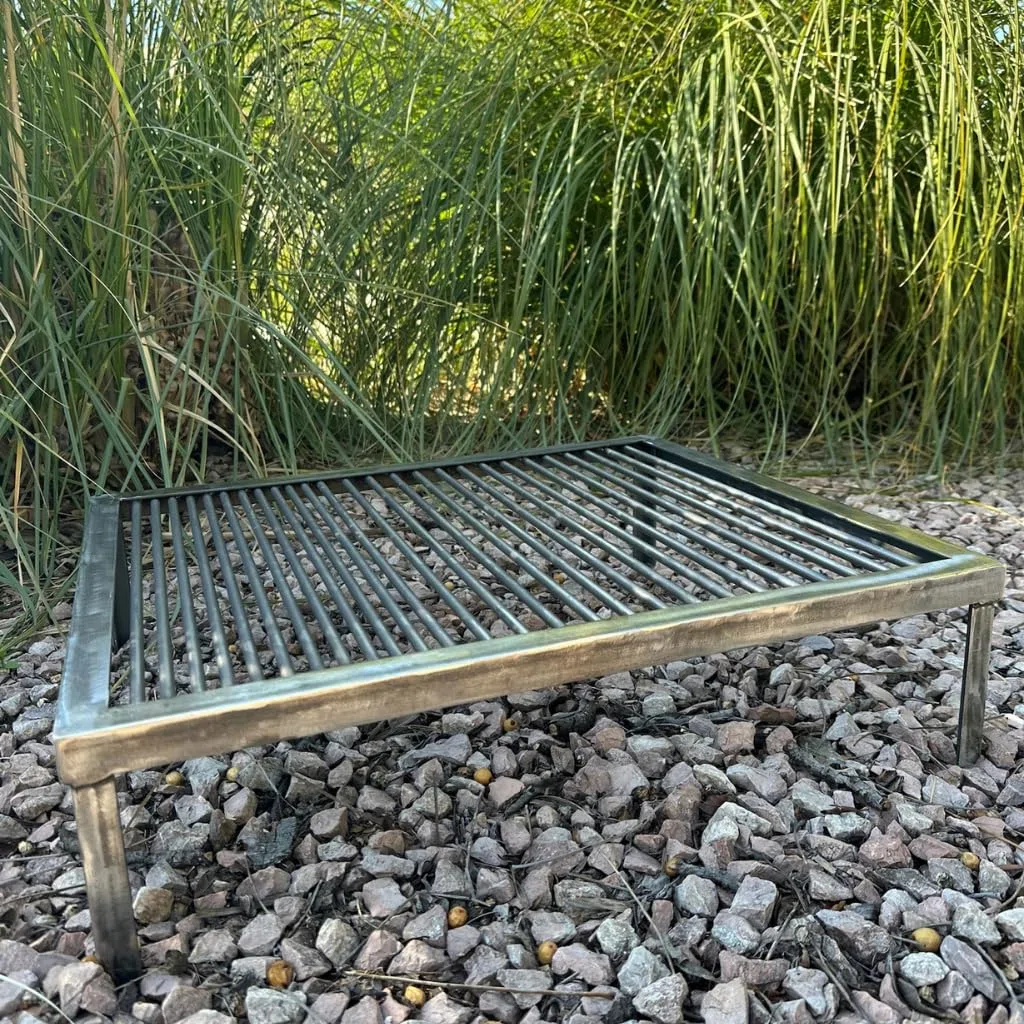 Ruszt do grillowania 50 x 50 x 15 cm stały pręt ze stali węglowej o grubości 8 mm super wytrzymały argentyński design. Nic Store BBQ