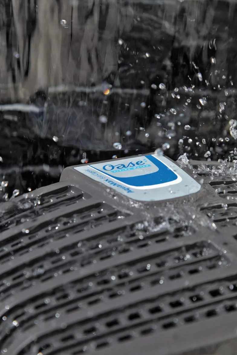 OASE 20225 AquaMax Eco Classic 2500E pompa filtrująca, wydajność tłoczenia 2500 l/h, energooszczędna strumieniowa, pompa do stawu, filtr