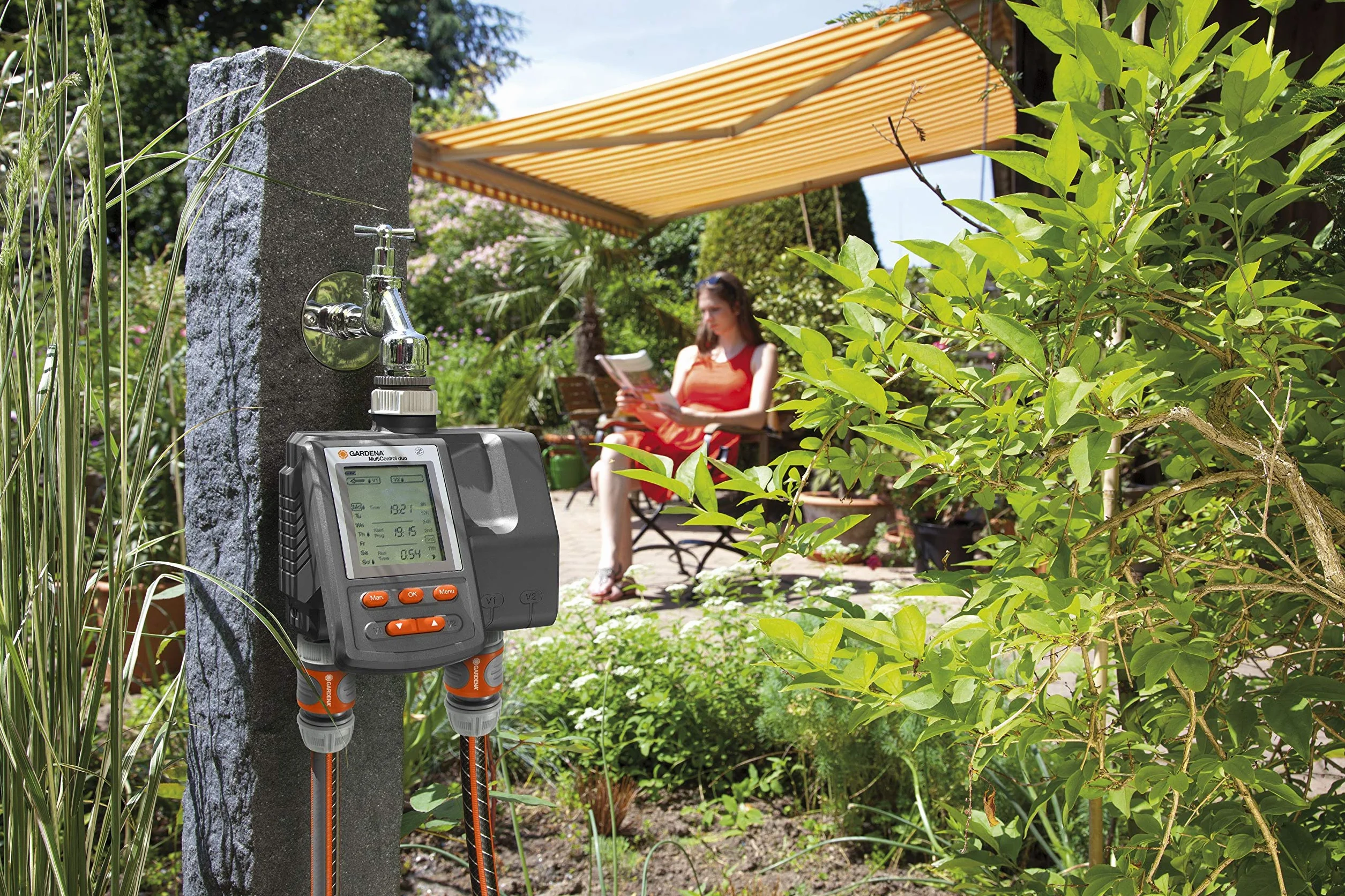 Gardena sterownik nawadniania MultiControl duo: automatyczny sterownik nawadniania, możliwość programowania dla określonych dni tygodnia, do 3 cykli podlewania dziennie, z wyświetlaczem LCD (1874-20)