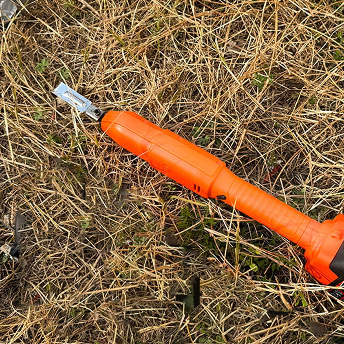 Elektryczna bezprzewodowa motyka, lekkie narzędzie do odchwaszczania ogrodowego, duża wydajność, przenośna 2500 obr./min, bezpieczny system, kompatybilny z bateriami, wydajne pielenie trawnika