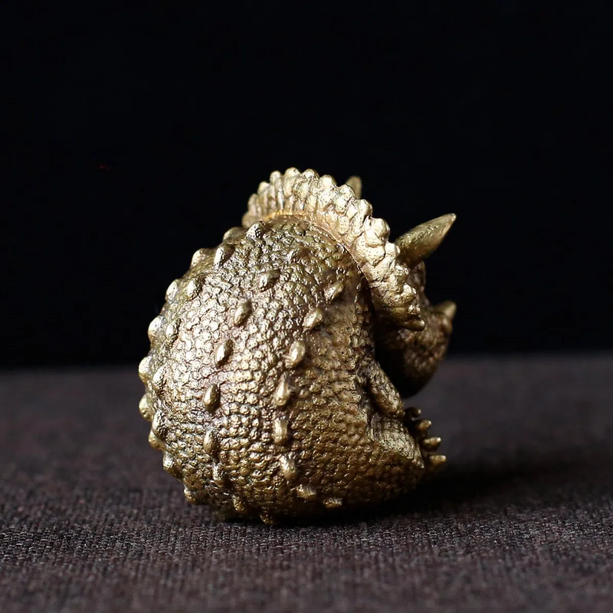 Mosiężne Figurki Dinozaurów Jurajskich, Figurki Triceratopsa, Kolekcja Rzemiosła, Biuro, Gabinet, Dekoracja Na Biurko, Bonsai, Mikrokrajobraz, Stół Z Piaskiem