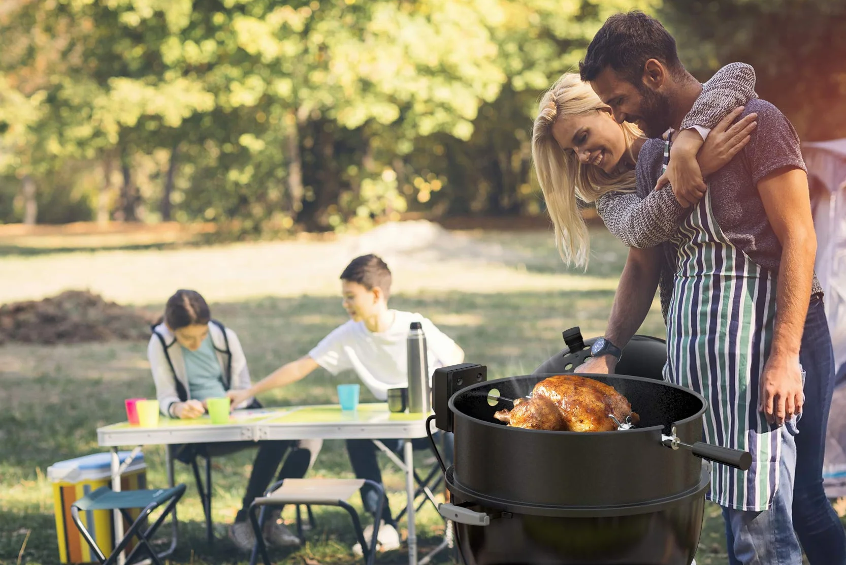 Onlyfire Rożen z silnikiem do grilla Weber 47 cm i innych modeli, rożen, zestaw szpikulców do grilla na węgiel drzewny (emaliowany na czarno)